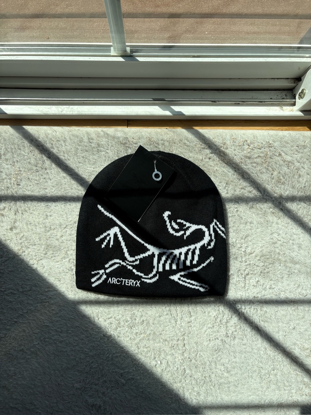 Arc'teryx Black and White Bird Toque Beanie
